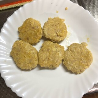 離乳食　豆腐ハンバーグ(卵黄入り)